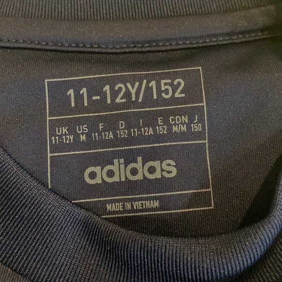 Adidas Tabela 23 soccer jersey - size M (11-12Y) - Picture 7 of 13